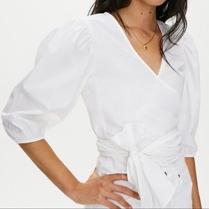 Aritzia Little Moon Sugar Blouse. White cotton romantic cottage core wrap top.